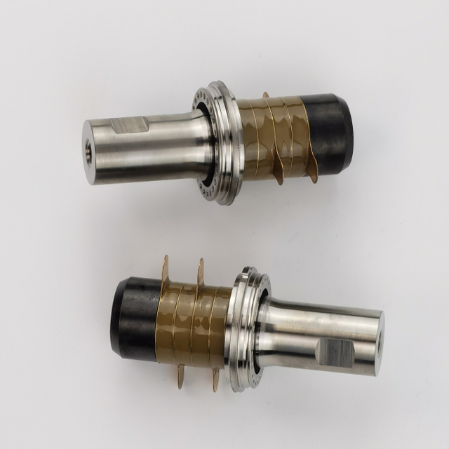 2528 Four Pieces of Titanium Alloy