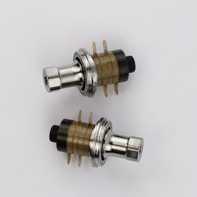 2535 Four Pieces of Titanium Alloy